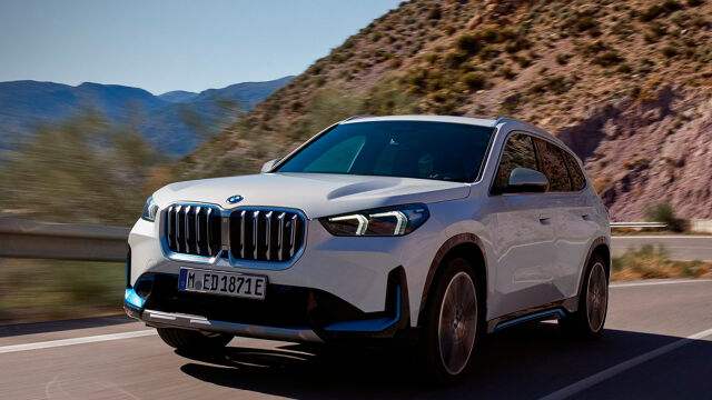 BMW IX1
