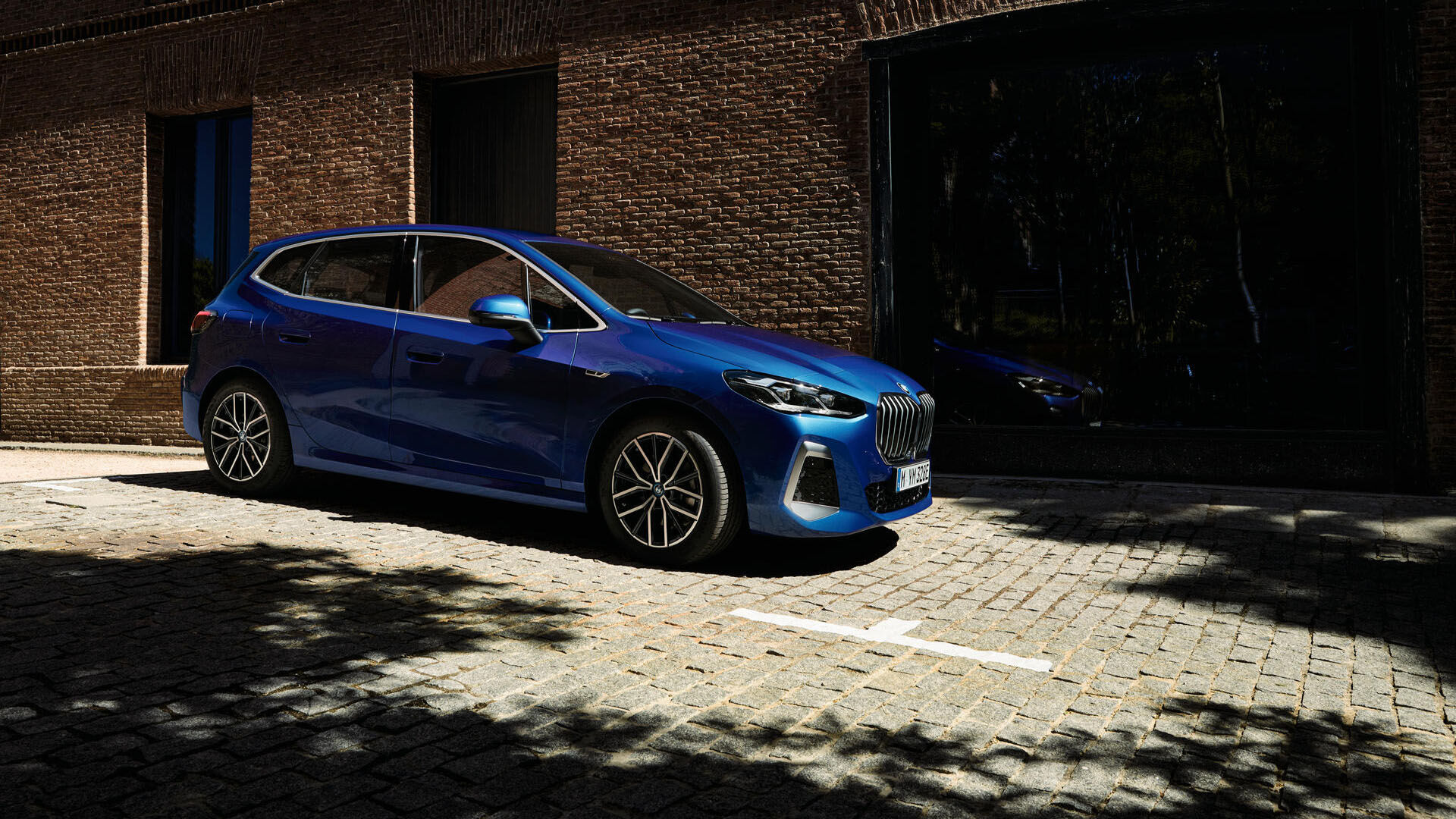 Uusi BMW 2 Active Tourer Plug-in Hybrid yksityisleasingillä alk. 549 €/kk.