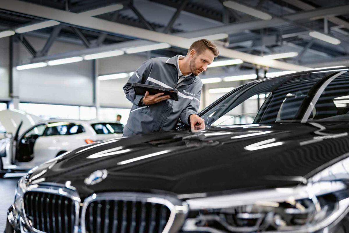 Syyskuun tuulilasitarjoukset BMW Bavarialta.