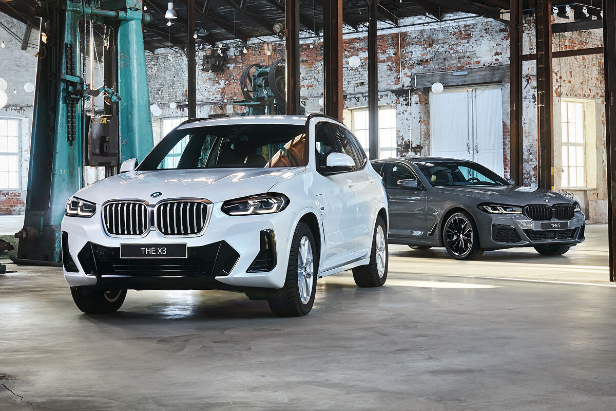BMW esittelyautot ja uudet autot varastosta edullisella rahoituksella 2,9 % + kulut!