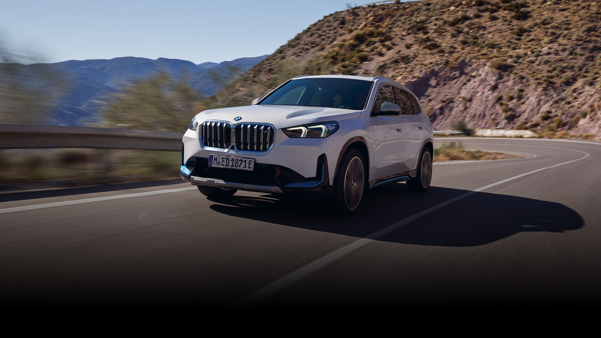 Uusi BMW täyssähköinen iX1 yksityisleasingillä alk. 699 €/kk.