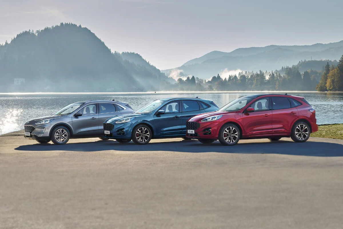 Erä Ford esittelyautoja erikoishinnoin ja edullisella rahoituskorolla 2,9 %  (+ kulut).