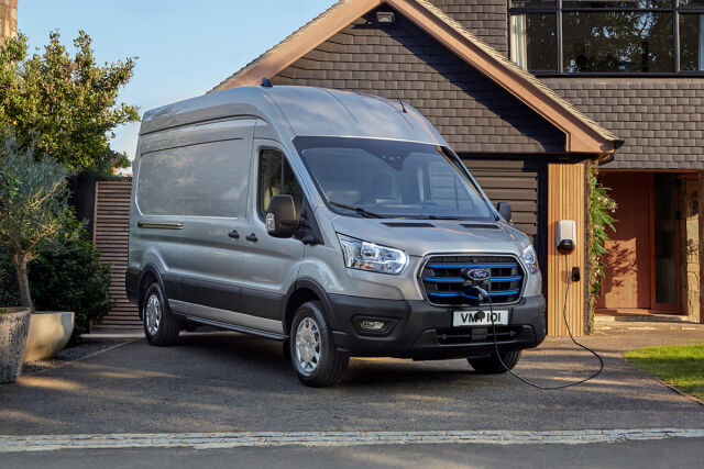 Täyssähköinen uutuus Ford E-Transit nyt 2,9% rahoituskorolla