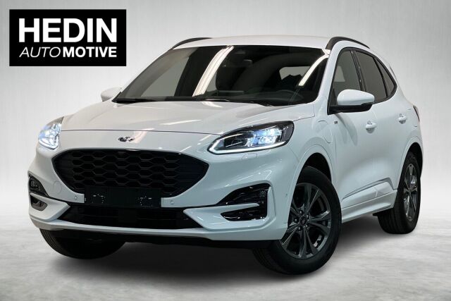 Erikoiserä vähän ajettuja Ford Kuga ST-Line X -plugin hybridejä