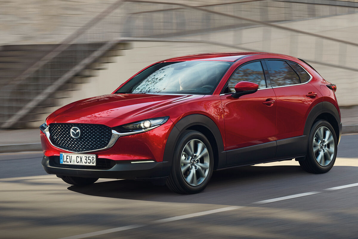 Erä Mazda CX-30 Optimum Plus AT -malleja edullisella rahoituksella 1,99 % (+ kulut) alk. 332 €/kk!
