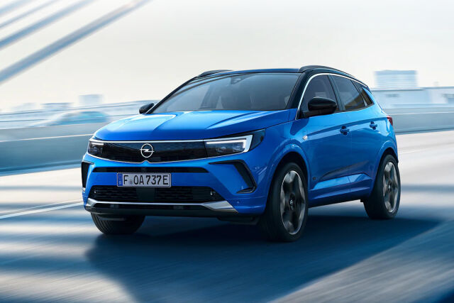 Uusi Grandland Phev nyt VIP-kiertueella Laakkosella 28.9. - 6.10.